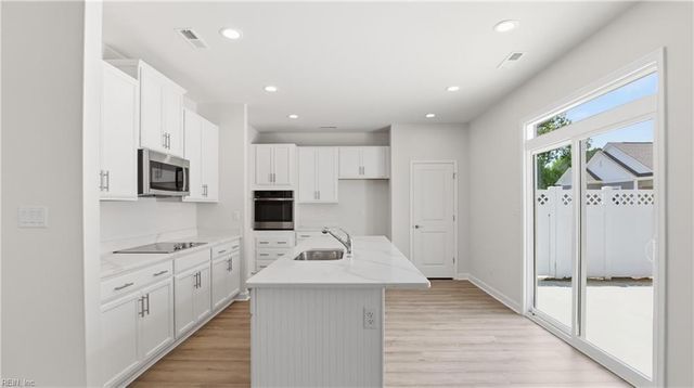 2400 Venture Way Unit A, Suffolk, VA 23434