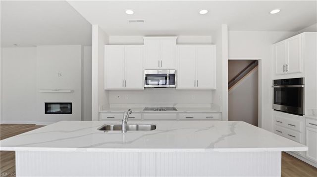 2400 Venture Way Unit A, Suffolk, VA 23434