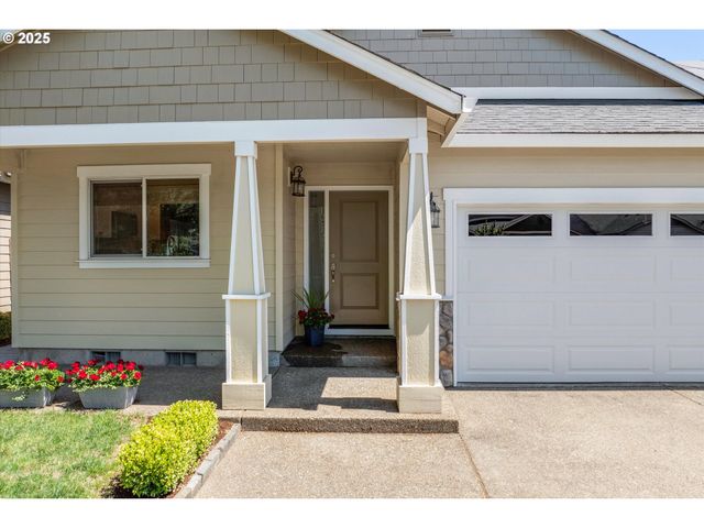 2731 BAINES Blvd, Hubbard, OR 97032