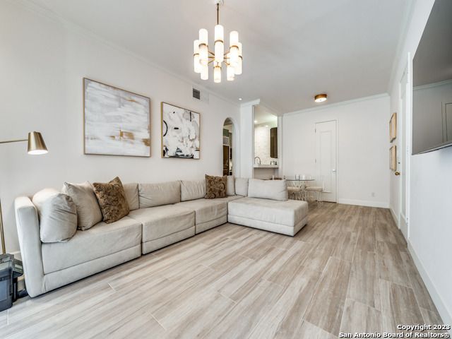 7711 Broadway Apt 9B, San Antonio, TX 78209