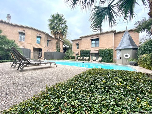 7711 Broadway Apt 9B, San Antonio, TX 78209