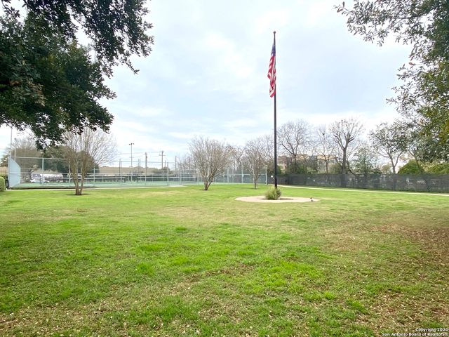 7711 Broadway Apt 9B, San Antonio, TX 78209