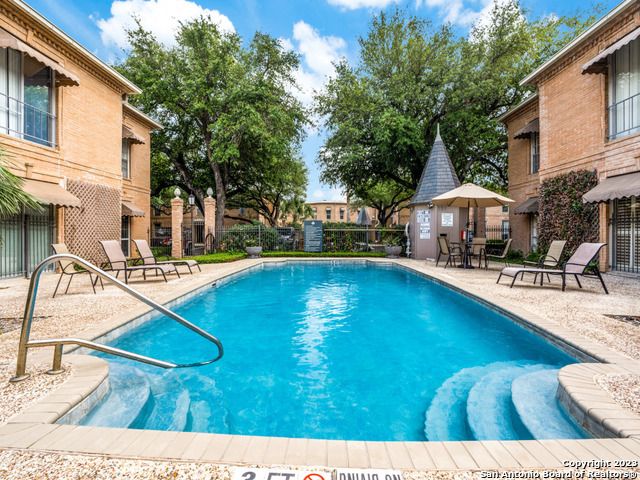 7711 Broadway Apt 9B, San Antonio, TX 78209