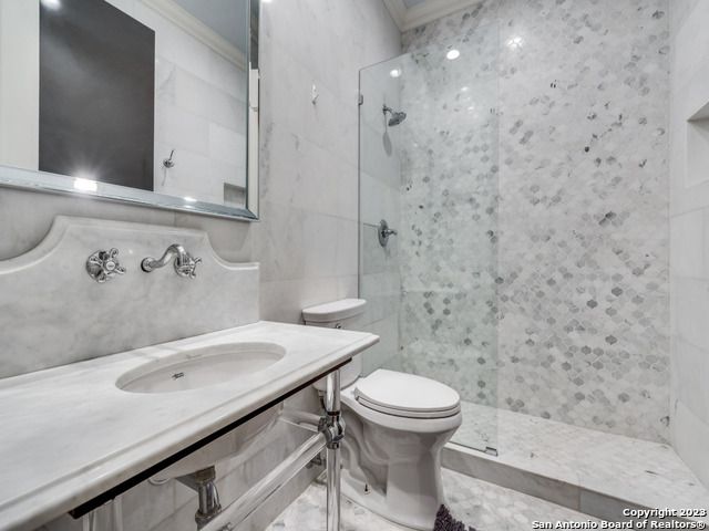 7711 Broadway Apt 9B, San Antonio, TX 78209