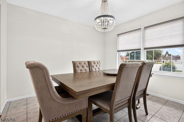 296 Remsen Ave, Woodbridge Twp., NJ 07001