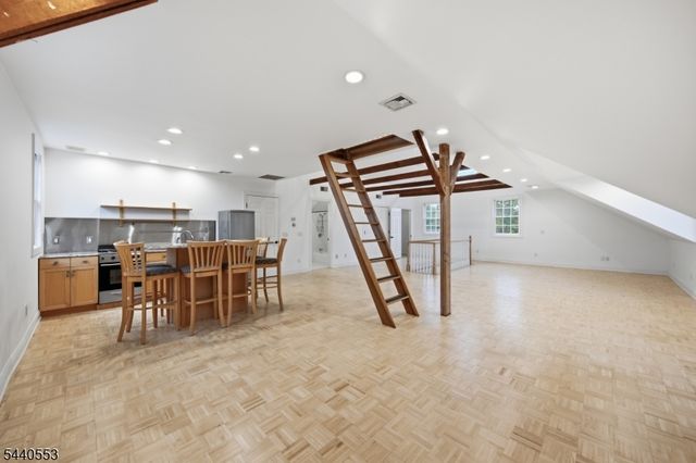 539 So Beverwyck Rd, Parsippany-troy Hills Twp., NJ 07054