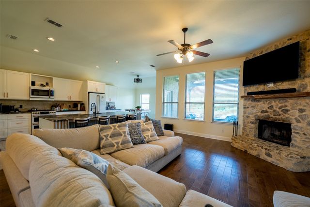 1824 Fair Oaks Lane, Royse City, TX 75189