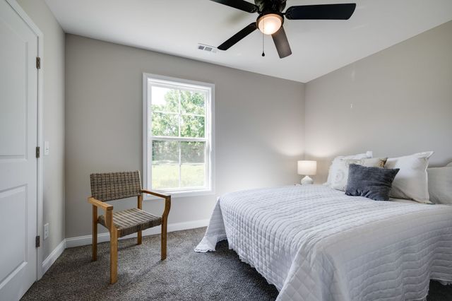 425 Via Drive, Clarksville, TN 37043