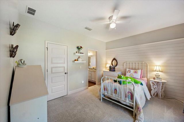 3557 Turquoise Drive, Navarre, FL 32566