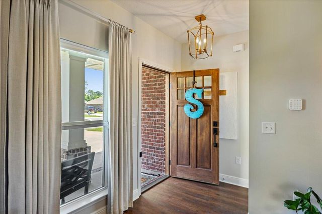 3557 Turquoise Drive, Navarre, FL 32566