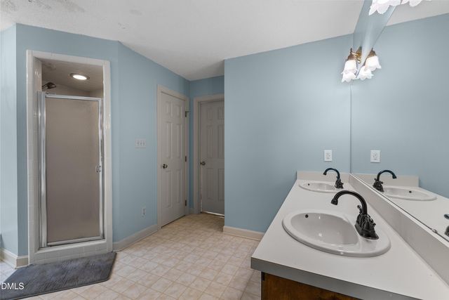 2500 Cravenridge, Garner, NC 27529