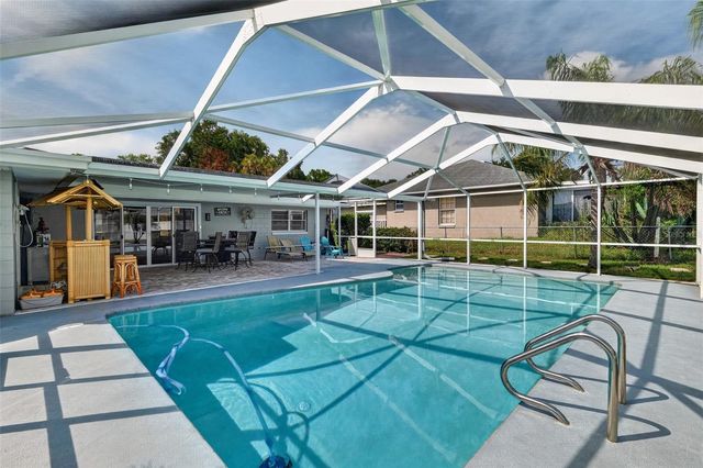 516 ALACHUA DRIVE, Winter Haven, FL 33884