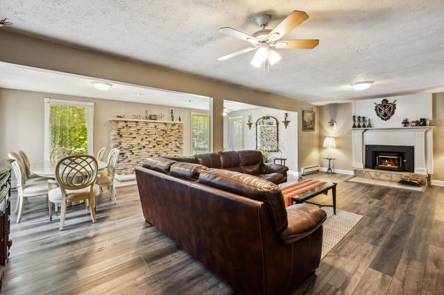 50902 Magician Lake Road, Dowagiac, MI 49047