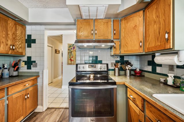 50902 Magician Lake Road, Dowagiac, MI 49047