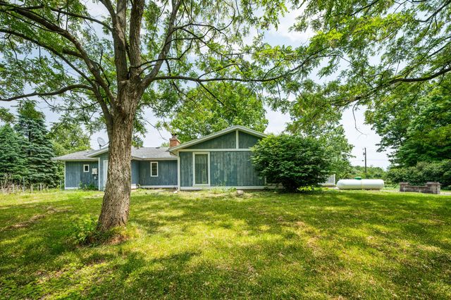 50902 Magician Lake Road, Dowagiac, MI 49047