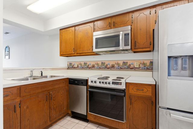 2309 Withers Dr Apt 5, Myrtle Beach, SC 29577