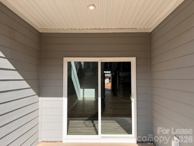 9547 Munsing Drive, Charlotte, NC 28269