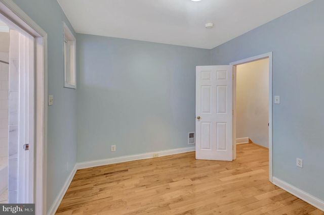 2425 ASHLAND AVE, Baltimore, MD 21205