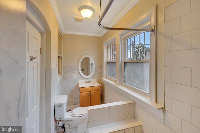 2425 ASHLAND AVE, Baltimore, MD 21205