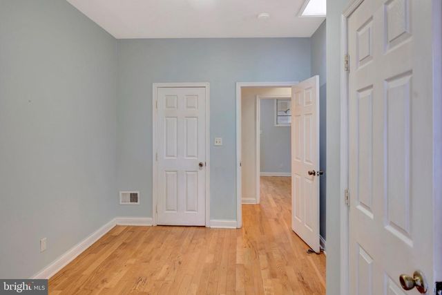 2425 ASHLAND AVE, Baltimore, MD 21205