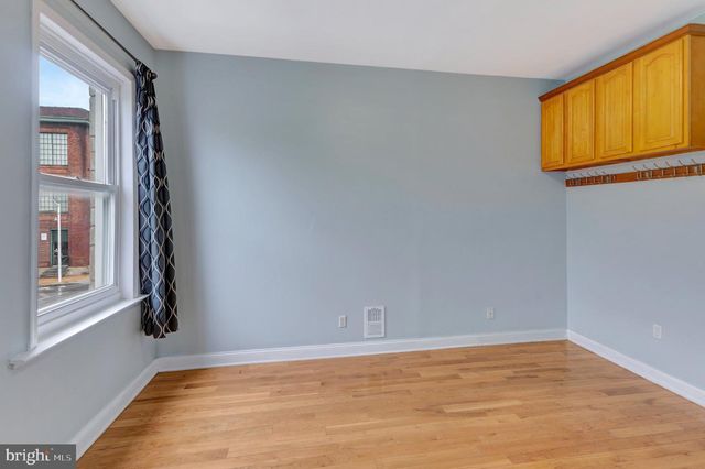 2425 ASHLAND AVE, Baltimore, MD 21205
