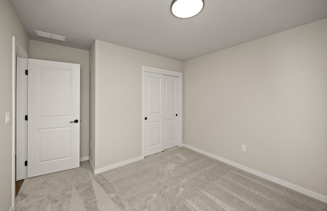 4311 Grover Woods Lane, Des Moines, IA 50317