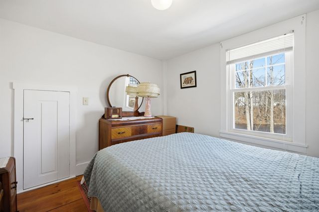 33 Tanner Street, Concord, NH 03303