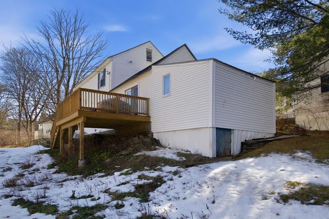 33 Tanner Street, Concord, NH 03303