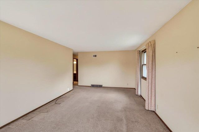 618 Jefferson Street, Deforest, WI 53532