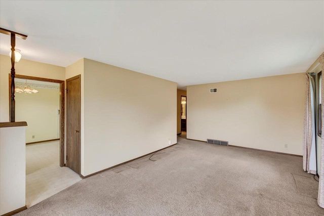 618 Jefferson Street, Deforest, WI 53532