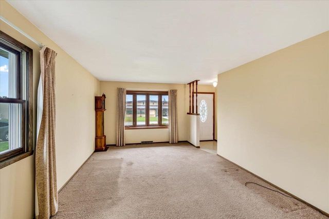 618 Jefferson Street, Deforest, WI 53532