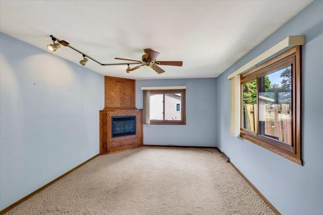 618 Jefferson Street, Deforest, WI 53532