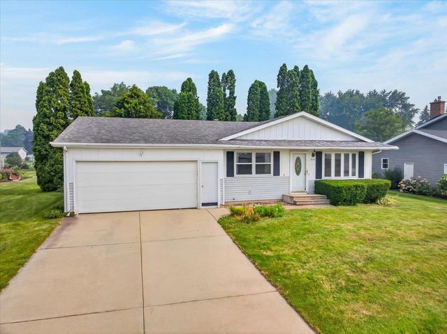 618 Jefferson Street, Deforest, WI 53532