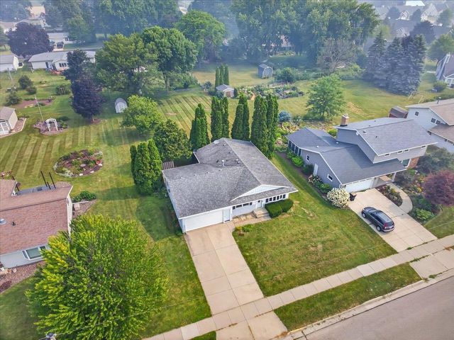 618 Jefferson Street, Deforest, WI 53532