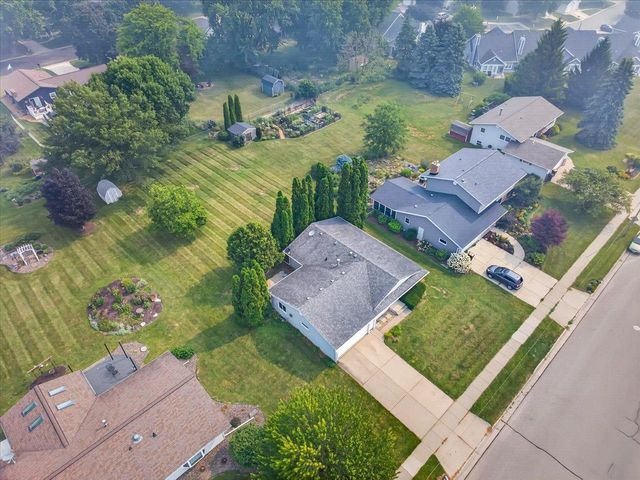 618 Jefferson Street, Deforest, WI 53532