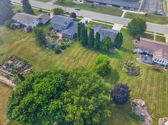 618 Jefferson Street, Deforest, WI 53532