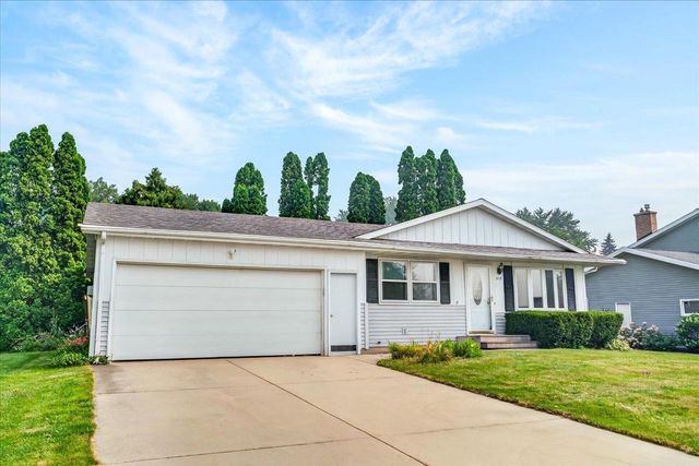 618 Jefferson Street, Deforest, WI 53532