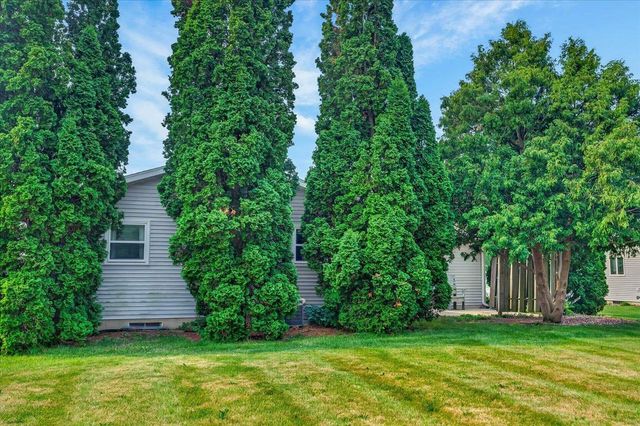 618 Jefferson Street, Deforest, WI 53532