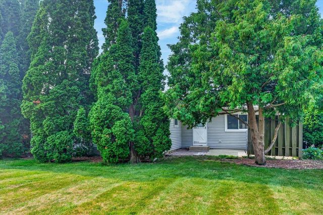 618 Jefferson Street, Deforest, WI 53532