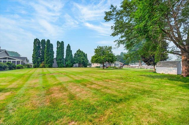 618 Jefferson Street, Deforest, WI 53532