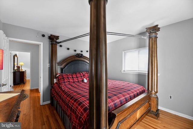 1103 W VALLEYBROOK RD, Cherry Hill, NJ 08034