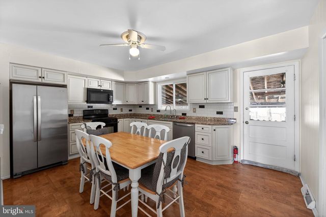 1103 W VALLEYBROOK RD, Cherry Hill, NJ 08034