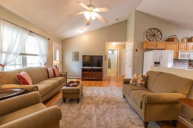 42 South Road, Swanzey, NH 03446