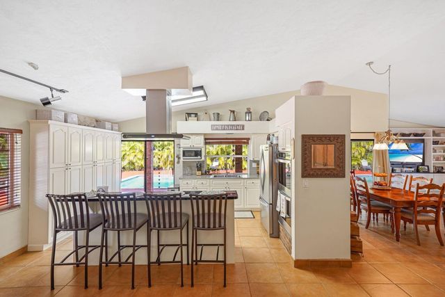 18910 W Oakmont, Hialeah, FL 33015