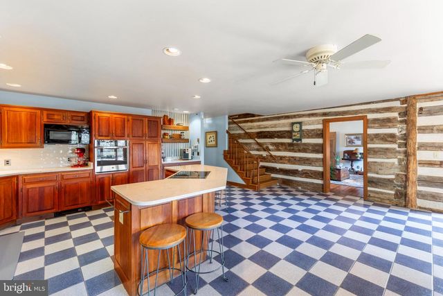 1460 PITCOCK LN, Winchester, VA 22602