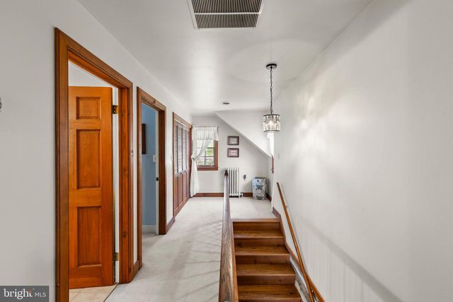 1460 PITCOCK LN, Winchester, VA 22602