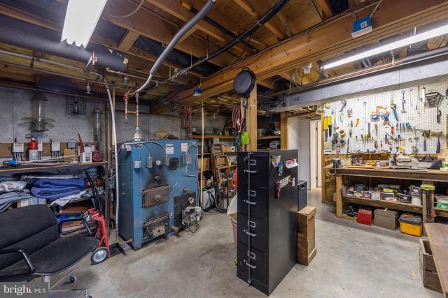 1460 PITCOCK LN, Winchester, VA 22602