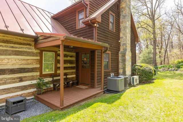 1460 PITCOCK LN, Winchester, VA 22602