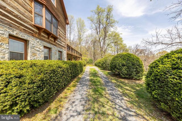 1460 PITCOCK LN, Winchester, VA 22602
