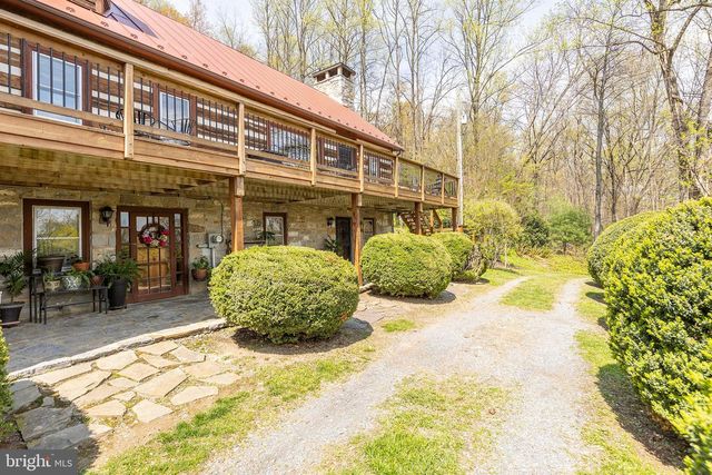 1460 PITCOCK LN, Winchester, VA 22602